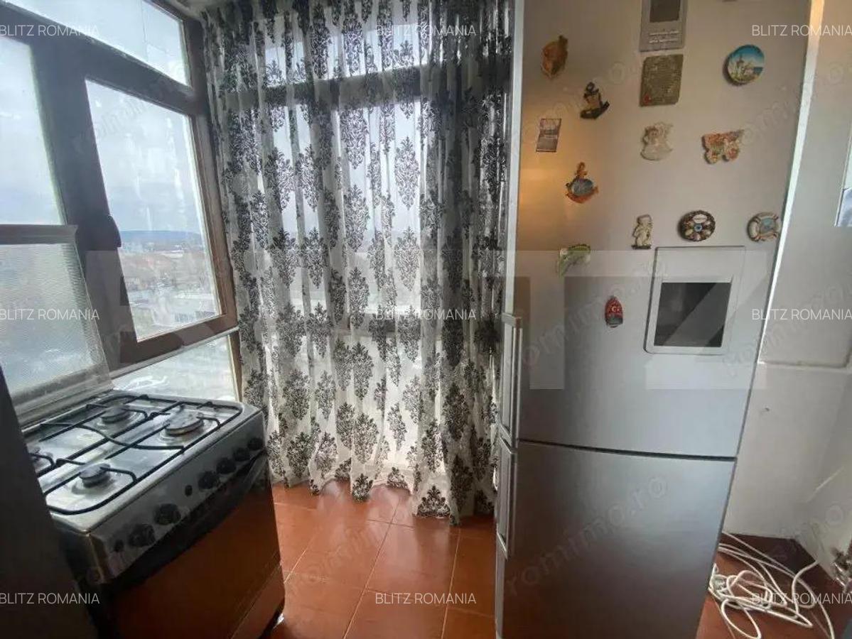 Apartament cu 2 camere, centrala proprie, cartier Calea Severinului, zona Billa - 4