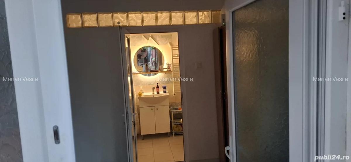 Vand casa pentro o fam mare - 3