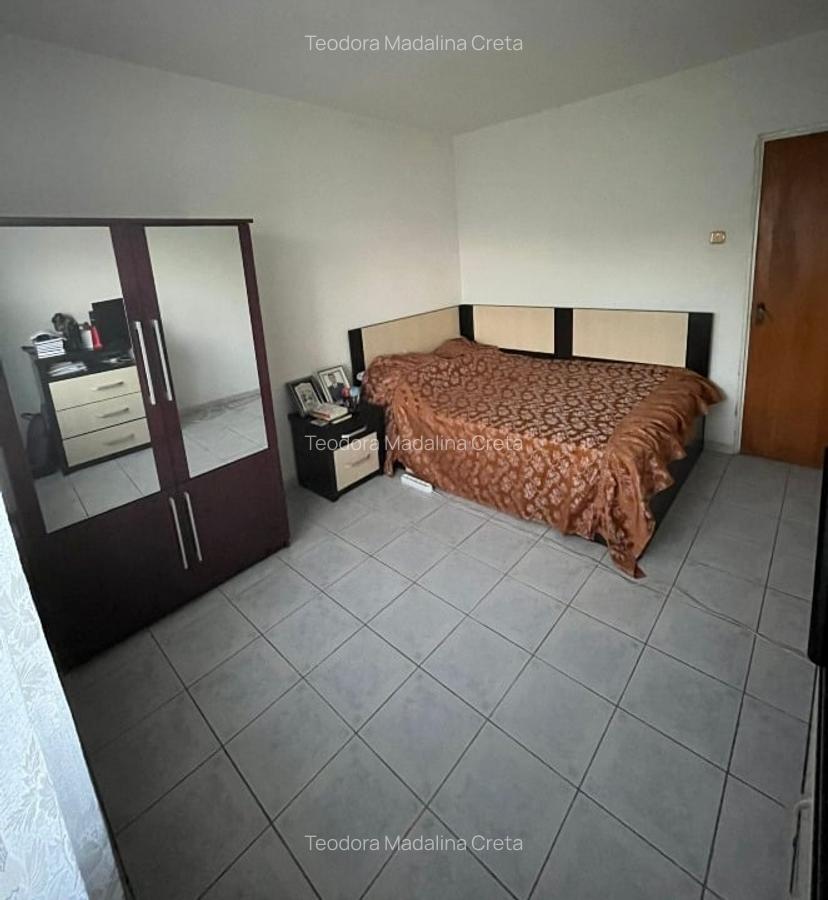 Vanzare apartament 4 camere - 7
