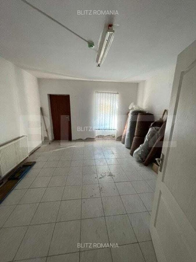 Casa cu 5 incaperi, 580mp, zona Carpati 1 - 15 Casa cu 5 incaperi, 580mp, zona Carpati 1 - 15