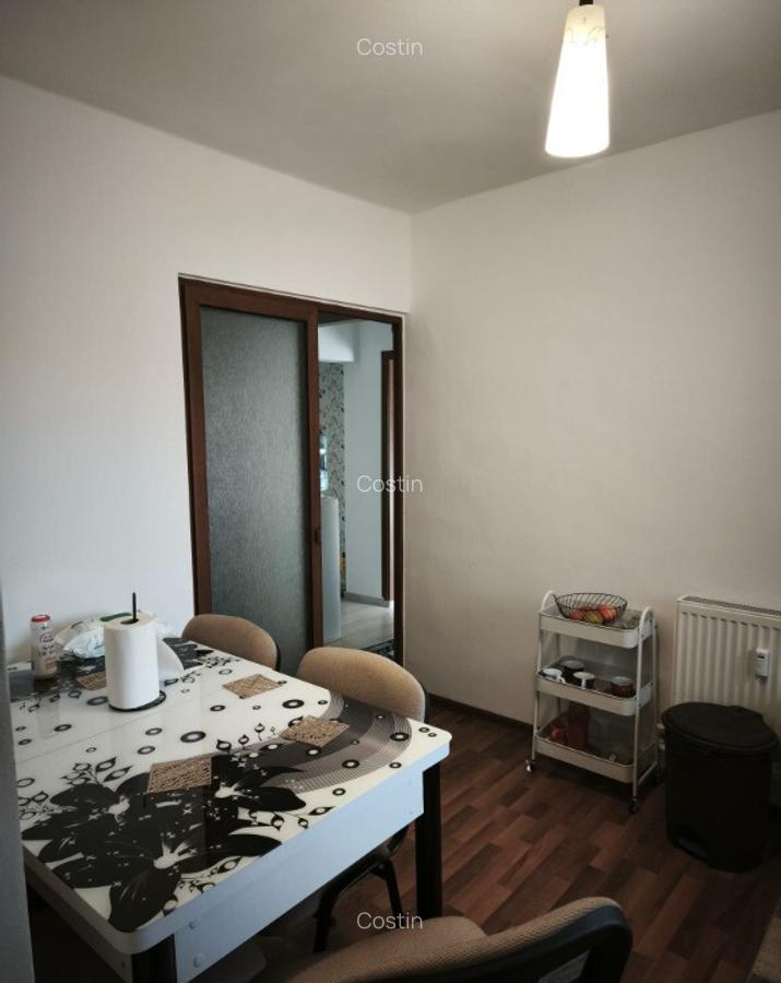 Vand apartament 2 camere - 3