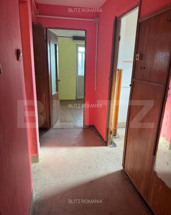 Apartament 2 camere, renovabil, in centrul orasului Radauti - 4