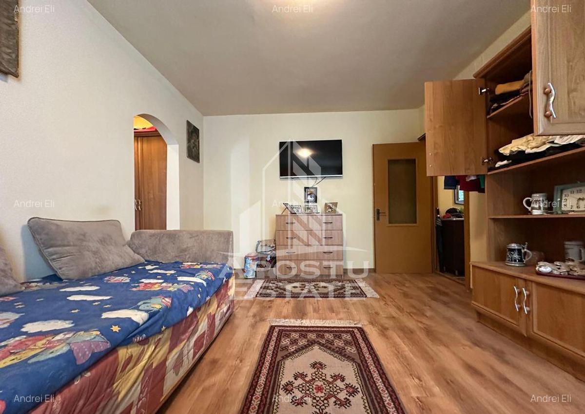 Apartament cu 2 camere, centrala proprie, etaj 2, zona Sa... - 2