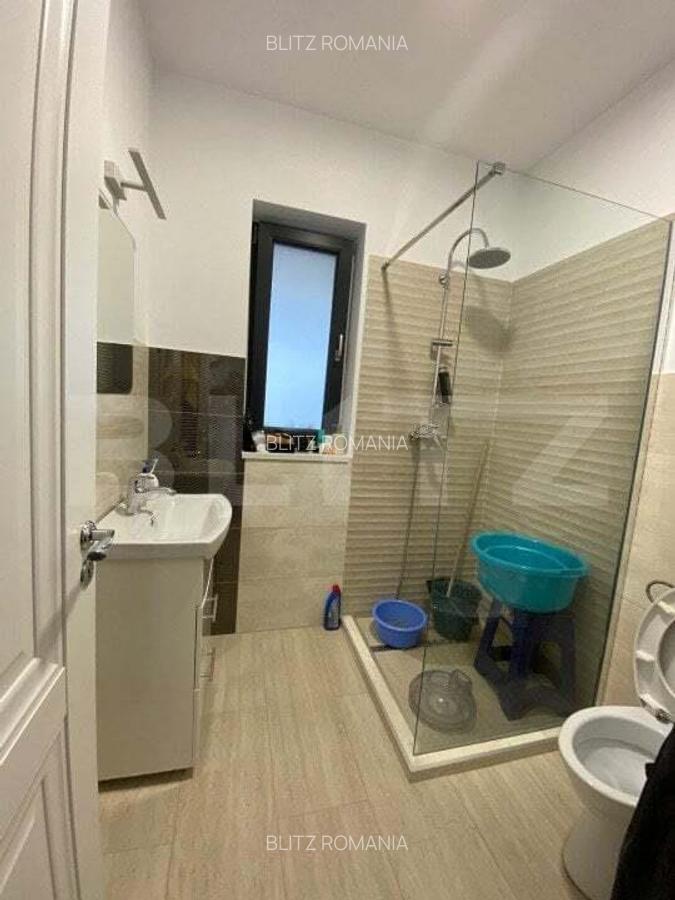 Casa de vacanta cu priveliste catre lac, 213 mp utili, 3500 mp teren cu livada - 19