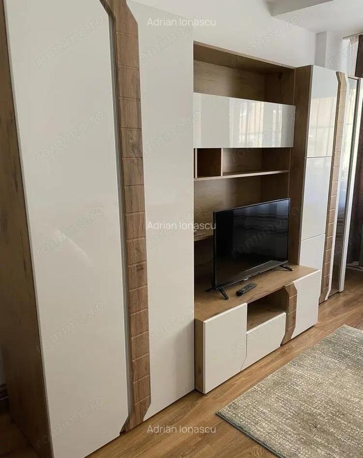 Garsoniera de inchiriat zona Universitate - 4