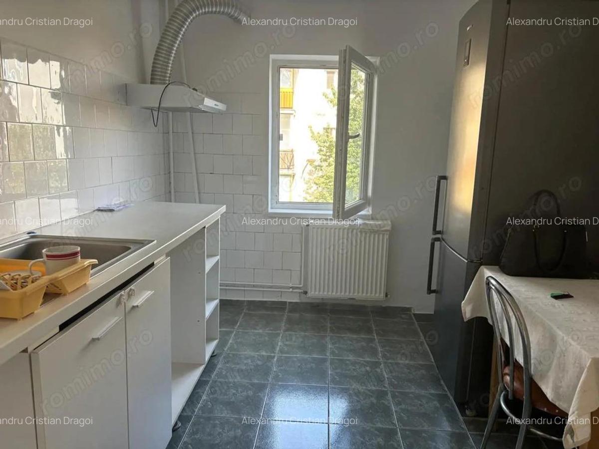 Apartament cu 2 camere cu o pozitie foarte buna in zona Girocului - 4