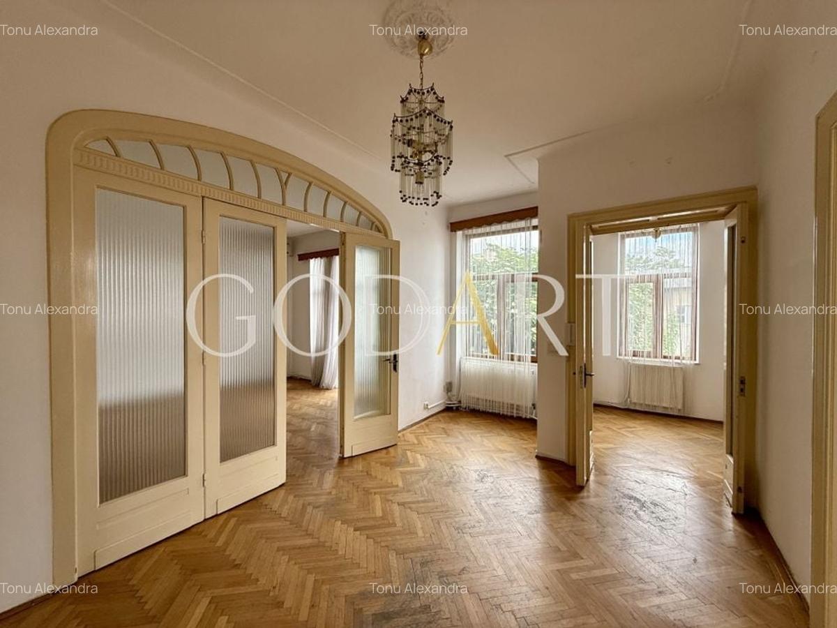 Apartament in vila interbelica | singur pe etaj - 1
