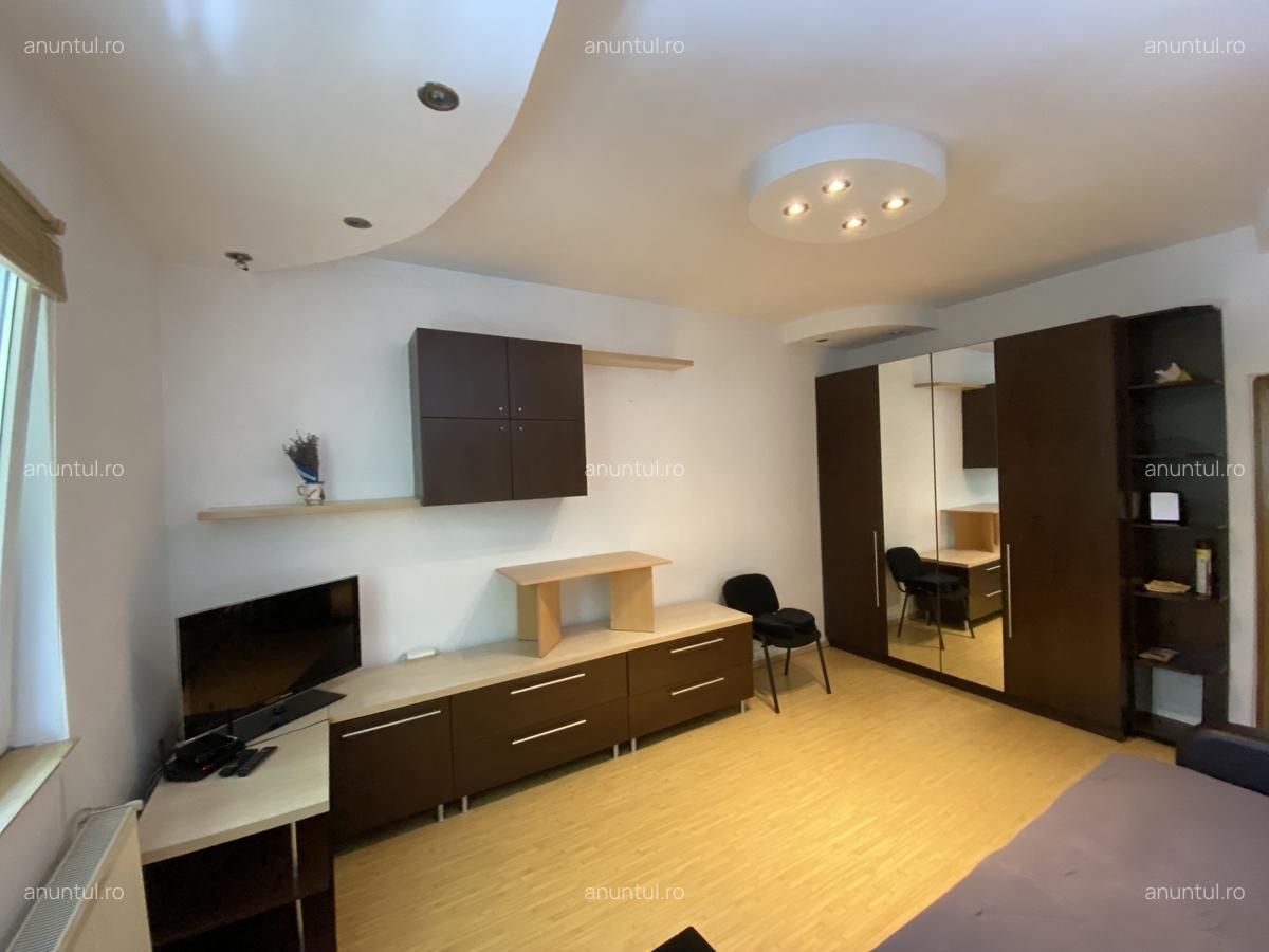 Eroii Revolutiei Metrou - 3 Eroii Revolutiei Metrou - 3