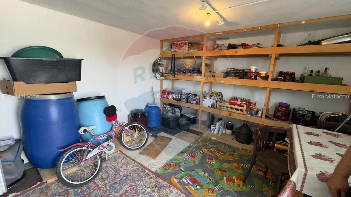 Vila multifunctionala cu 3 corpuri, langa Campulung-Muscel - 30