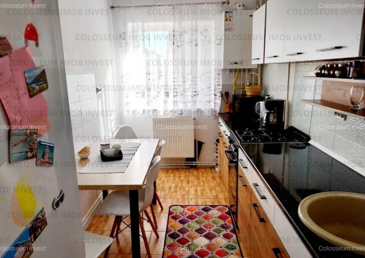 Apartament cu 3 camere, 2 bai-zona Craiter - 9