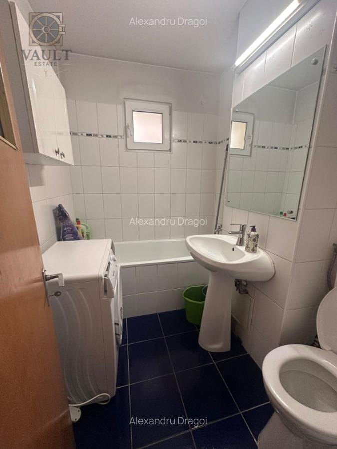 Apartament 3 camere- Decomandat- Titulescu -Piata Victoriei - 15
