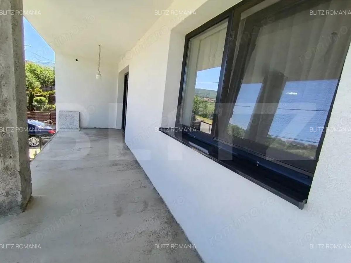 Casa cu 4 camere mobilata ?i utilata in suprafa?a de 237,9 mp - 19