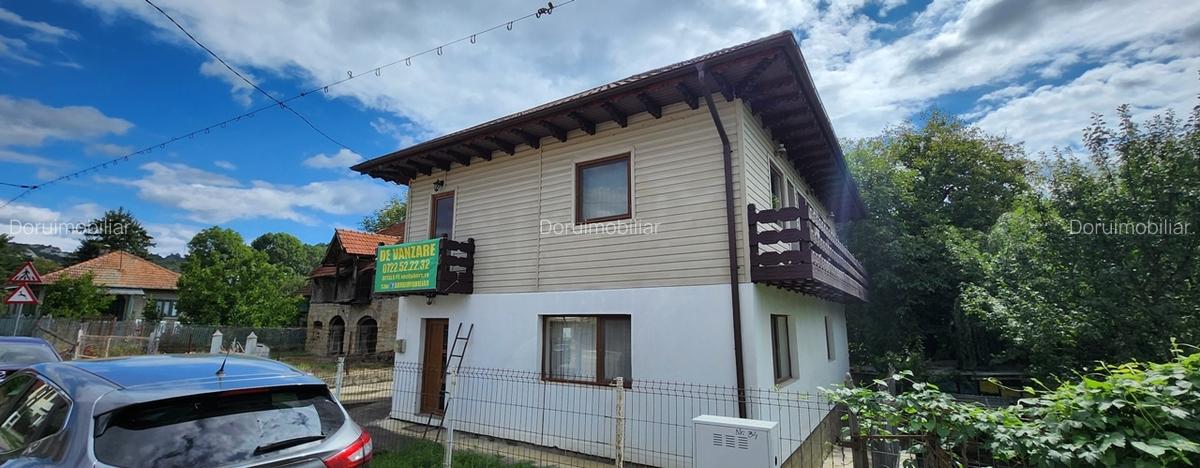 Slanic,casa de vacanta,mica pensiune,P+1E,an 2014! - 10