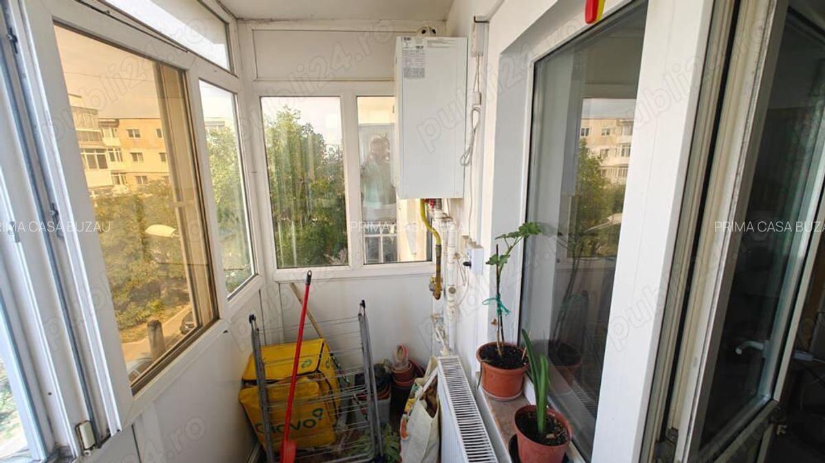 Apartament cu 3 camere confort 1 dec sporit etaj intermediar cu imbunatatiri COMISION 0 - 5