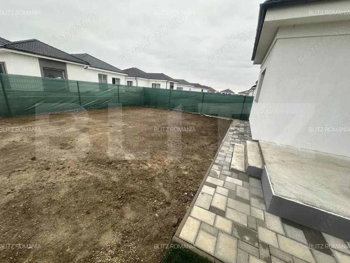 Casa plan parter,80 mp utili,300mp teren - 1