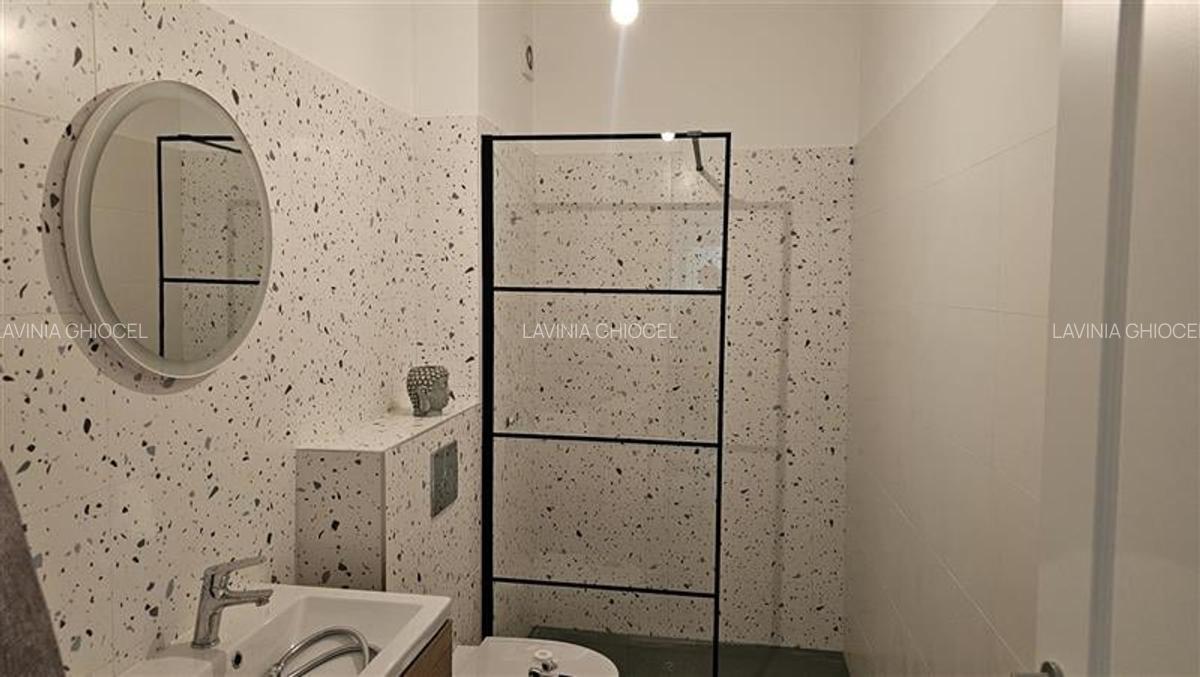 Berceni-Grand Kristal, apartament 3 camere, decomandat, prima inchiriere, mobila - 20