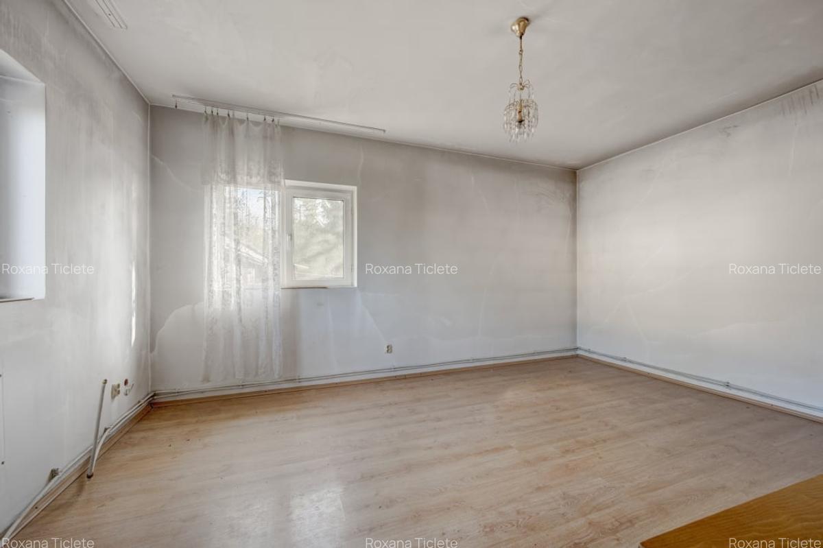 SNAGOV – CENTRAL, CASA 144 MP, LOT 1000 MP! - 12