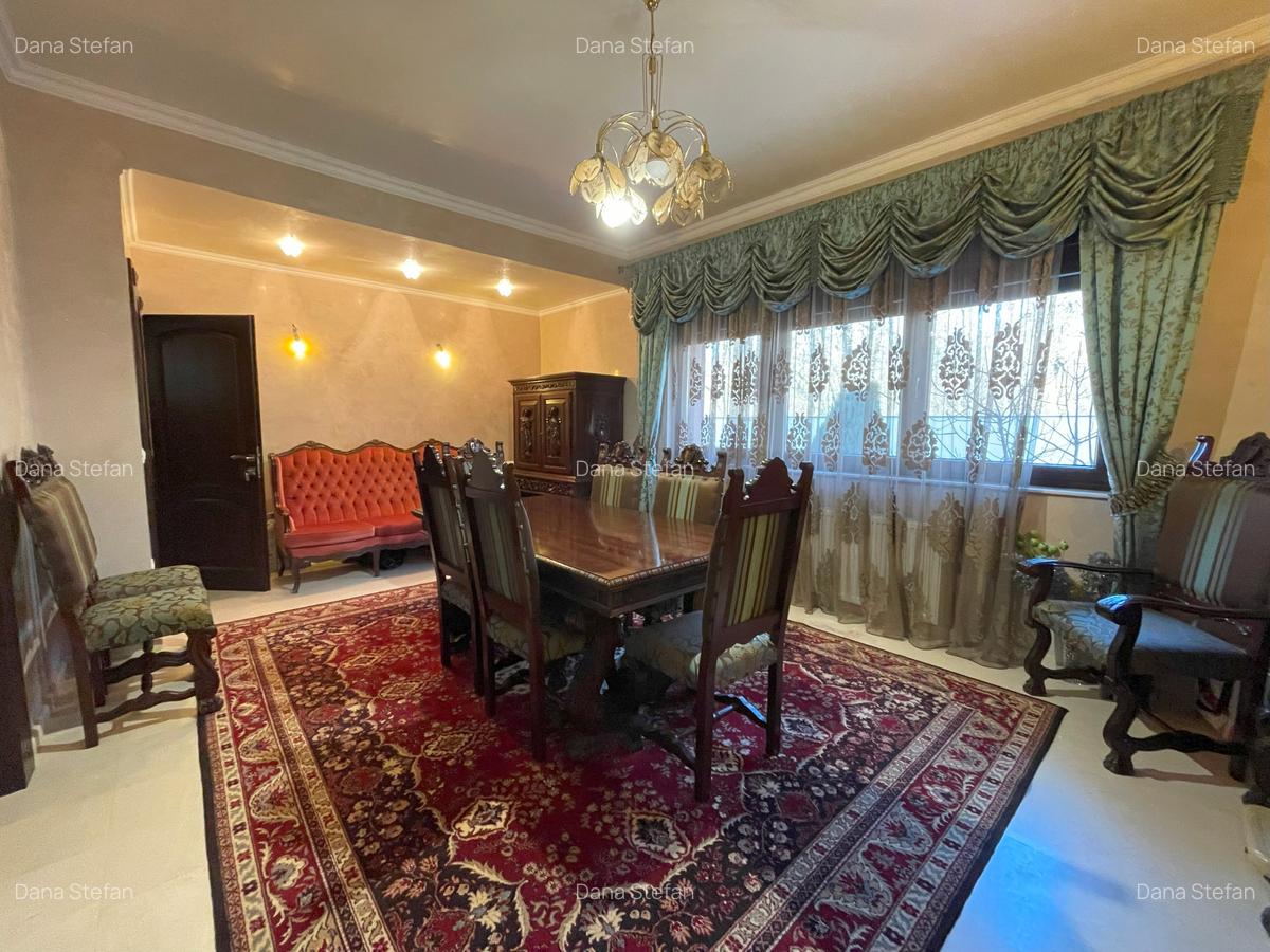 Casă cu 8 camere în Bucureștii Noi - 4