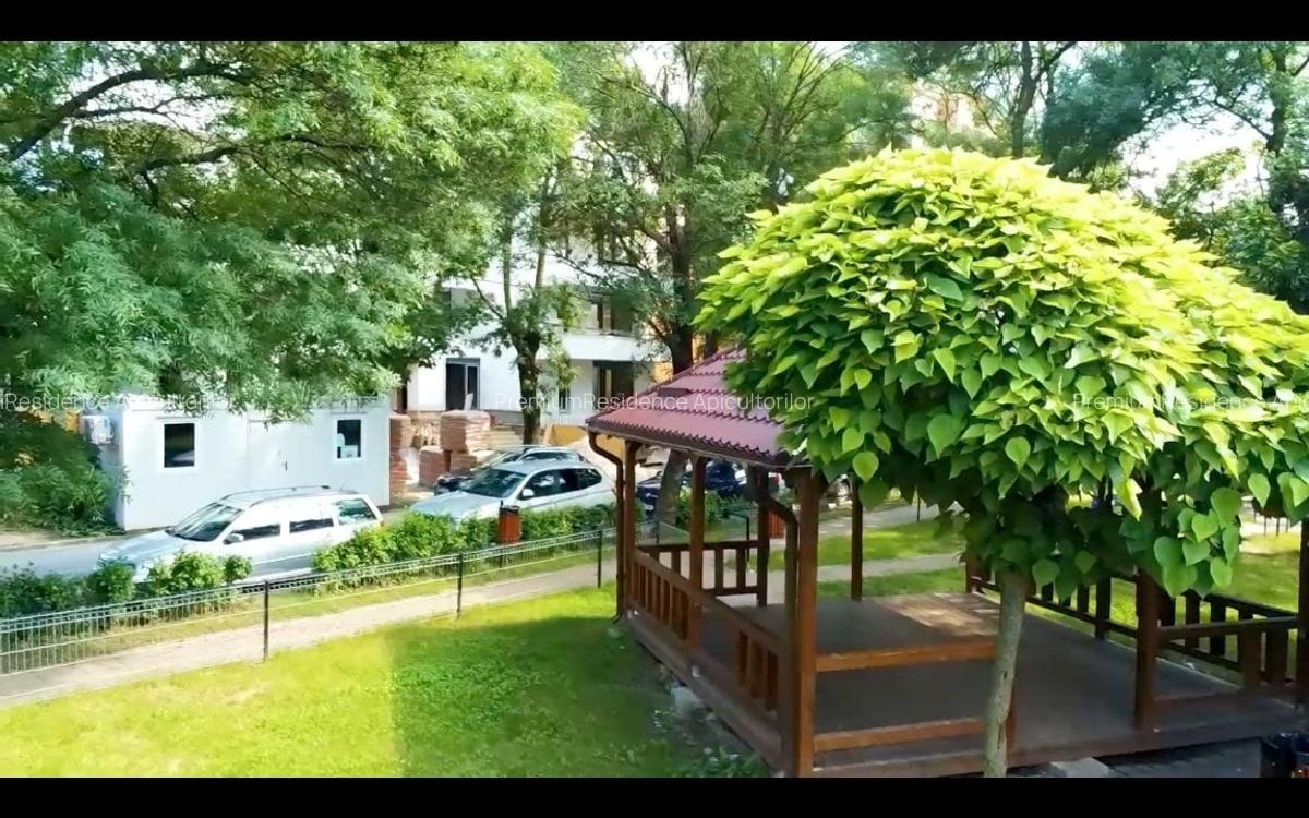 Apartamente de vanzare 4 camere zona baneasa - 3