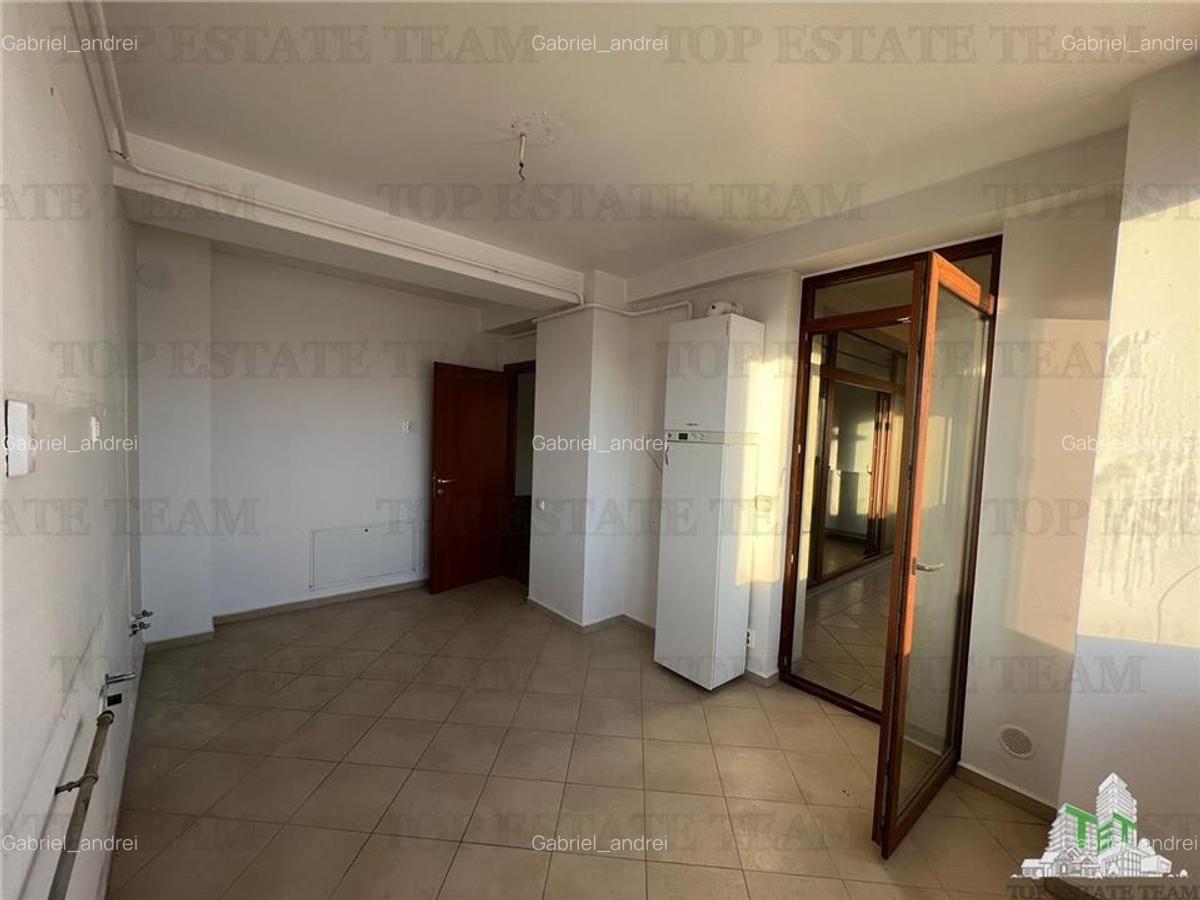 Apartament 3 camere - ultracentral - vanzare - Braila - 4