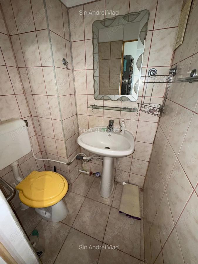 Se vinde apartament cu 3 camere pe strada Viitorului Buzau, cartier Unirii Sud - 10 Se vinde apartament cu 3 camere pe strada Viitorului Buzau, cartier Unirii Sud - 10