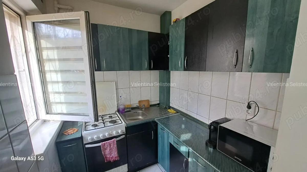 Inchiriez garsoniera - 10