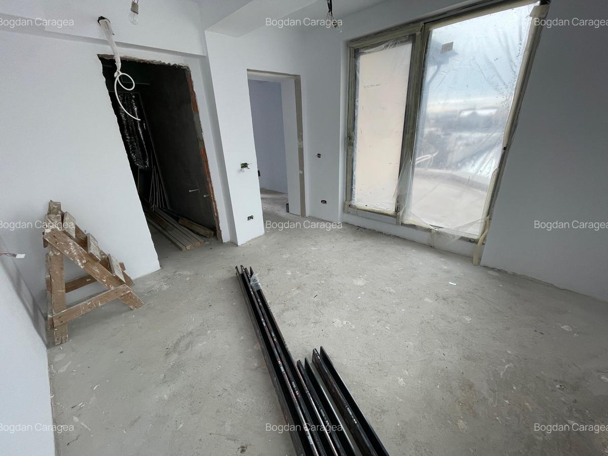 Casă cu 5 camere în Metalurgiei - 6