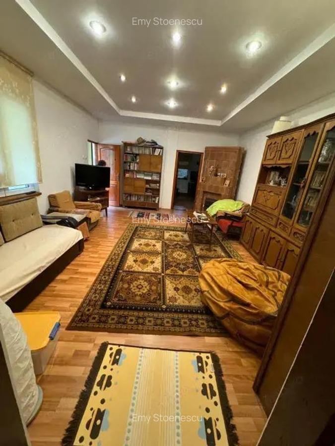 Casa (vila) de vanzare com. Varfuri jud. Dambovita - 12