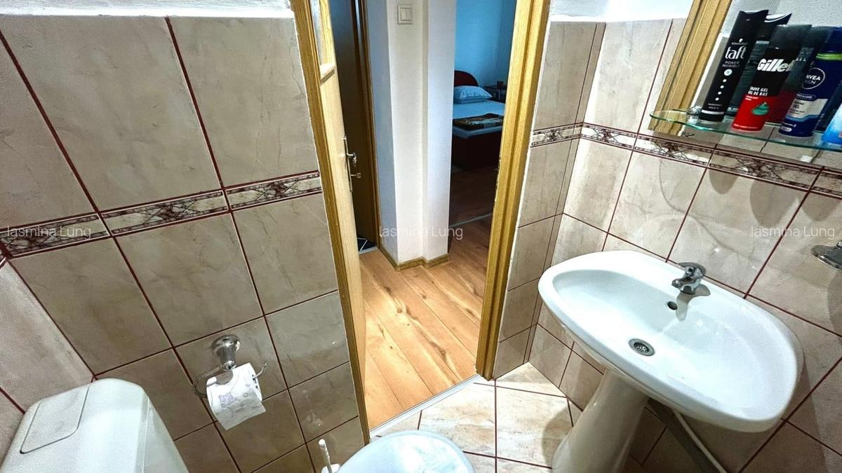Apartament cu 3 camere decomandat, mobilat în Dacia - 12
