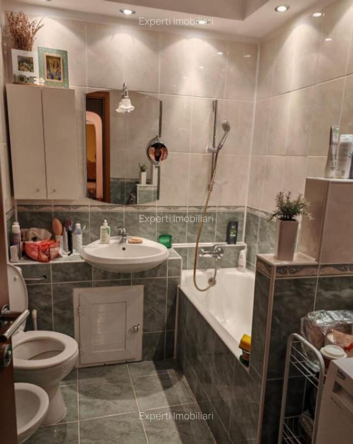 Apartament 3 camere de vanzare zona Tomis Nord, Constanta - 12