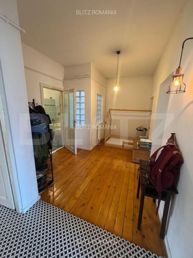 Apartament de vanzare, cu 2 camere, 77 mp, zona semicentrala - 3