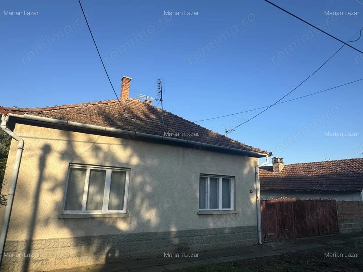 Casă cu Teren 2880 Mp în Central - 20