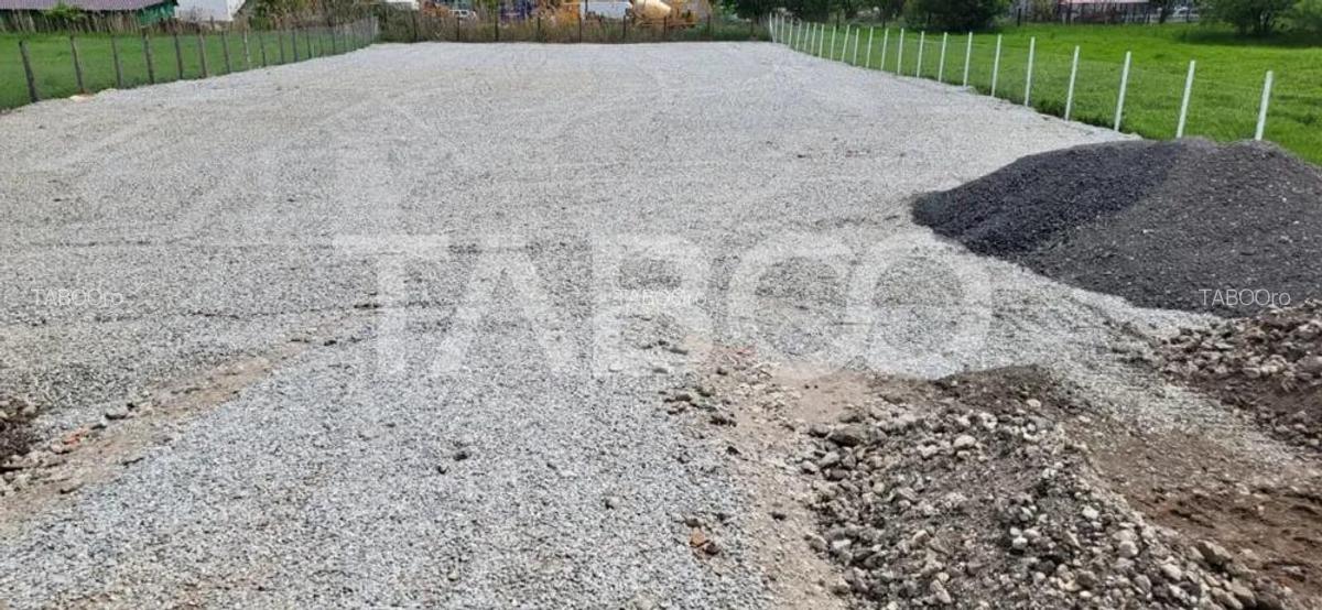 Teren de vanzare 2000 mp cu deschidere de 28 m si utilitati Sibiu - 1