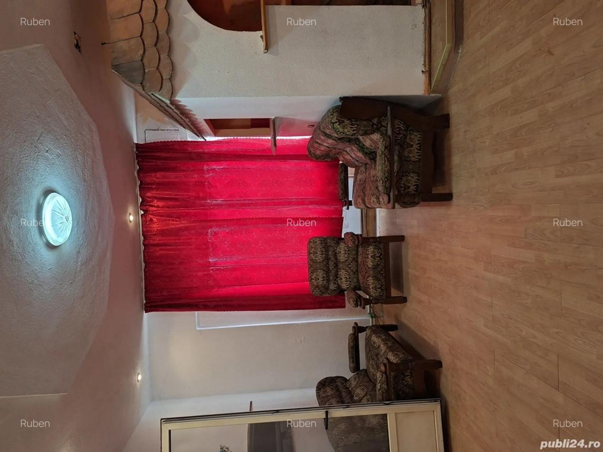 Casa de vanzare sau la schimb cu casa in reintra casa este in maureni - 3