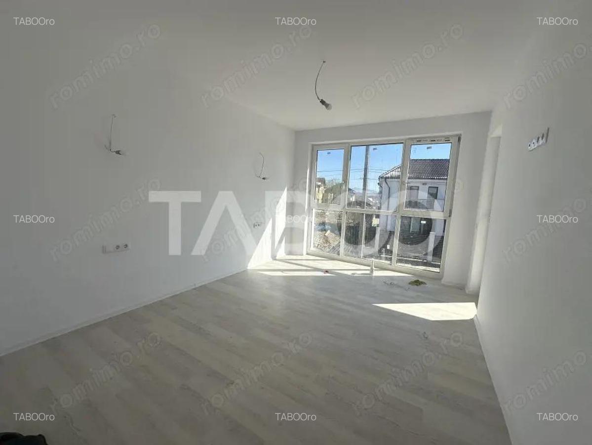 Duplex de vanzare in Arhitectilor 123 mpu si teren 301 mp terasa garaj - 9