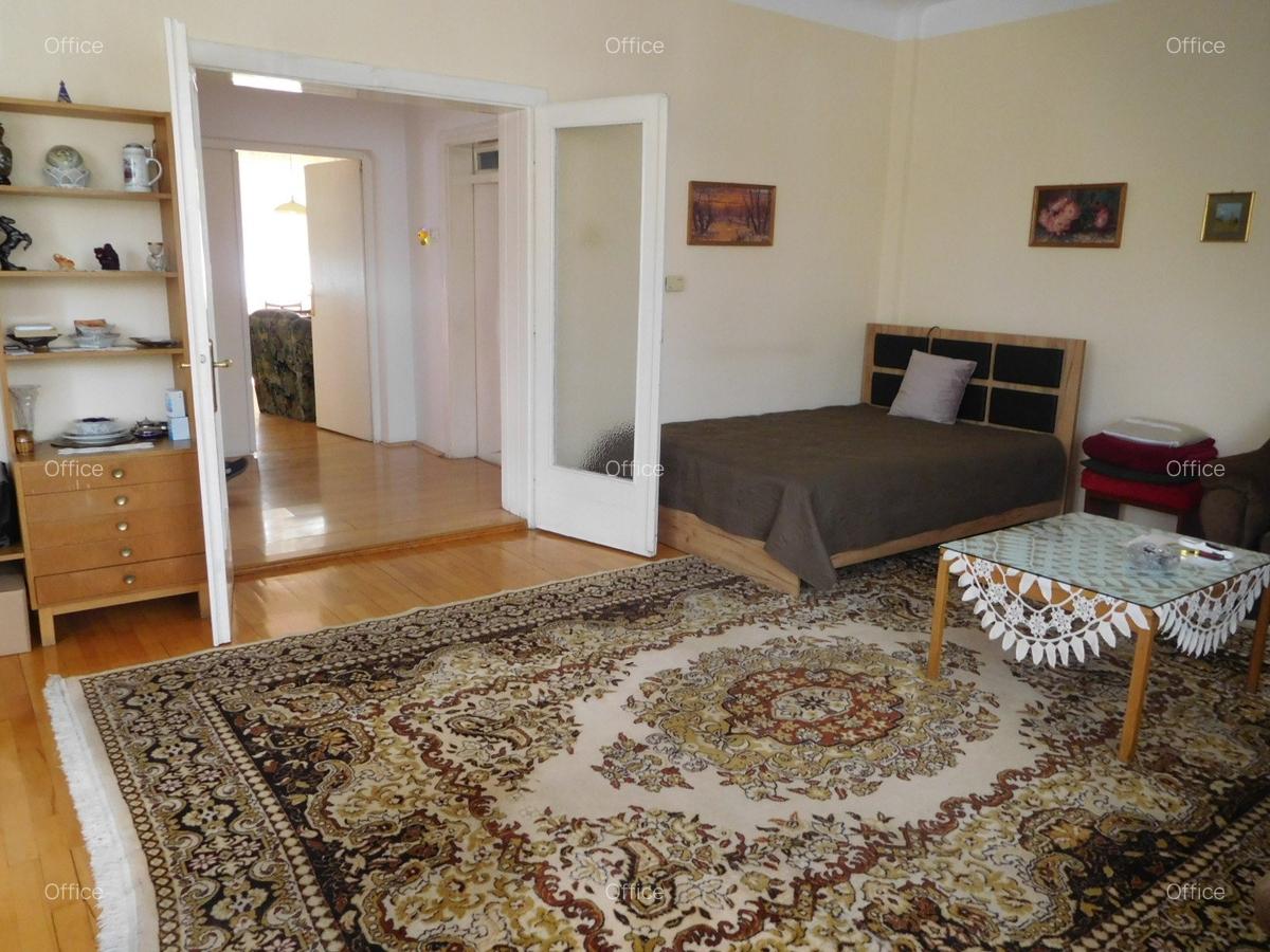 Casa+teren in cartierul Andrei Muresanu-oferta buna! - 3