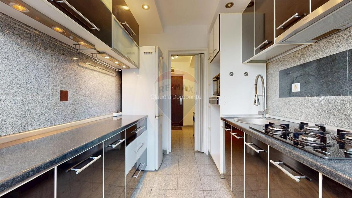 Apartament cu 2 camere semidecomandat, mobilat în Centrul Civic - 6