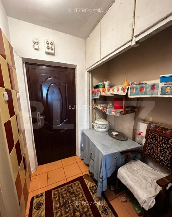 Garsoniera semidecomandata, 32 mp, zona Brazda - 3