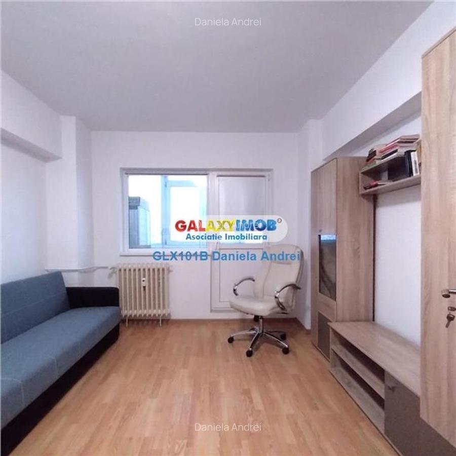 De inchiriat:APARTAMENT 2 CAMERE, bloc 1985, Piata Victoriei, 450 euro - 9