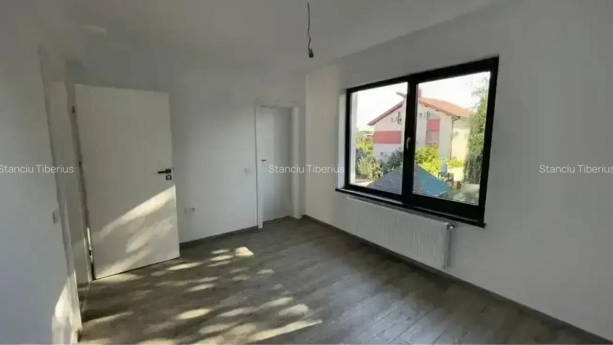 Casă cu 3 camere în Prelungirea Ghencea - 6