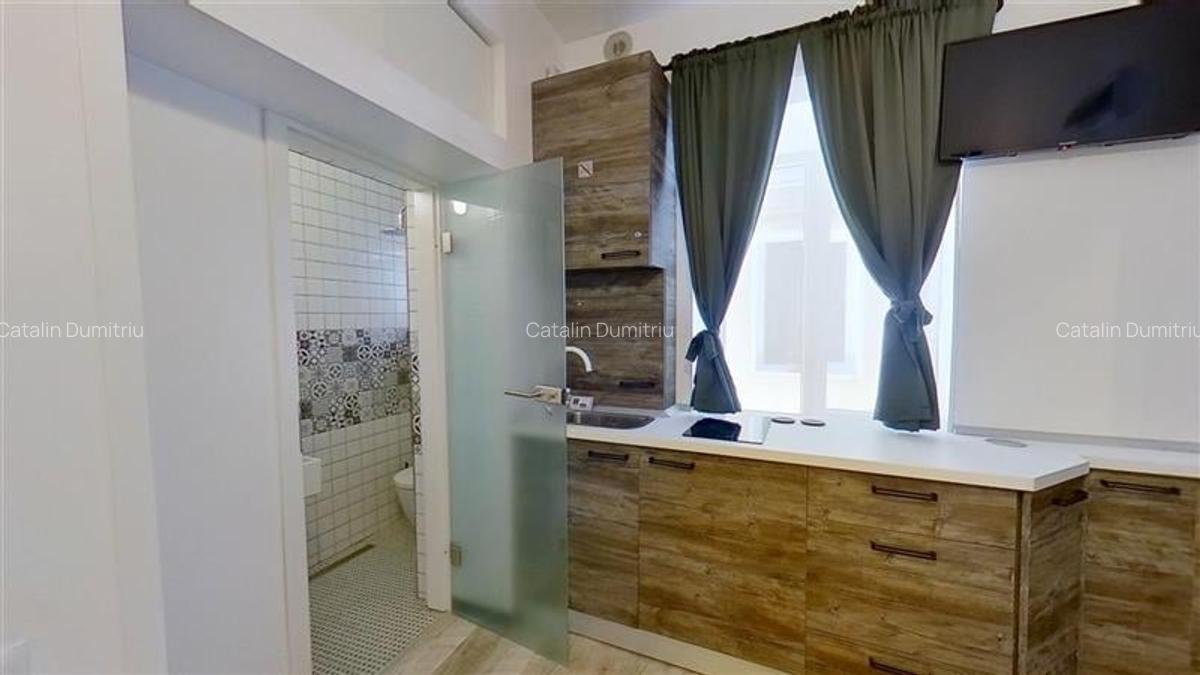 TUR 3D! Proprietate cocheta, pretabila regim hotelier, Centrul Istoric Brasov - 10