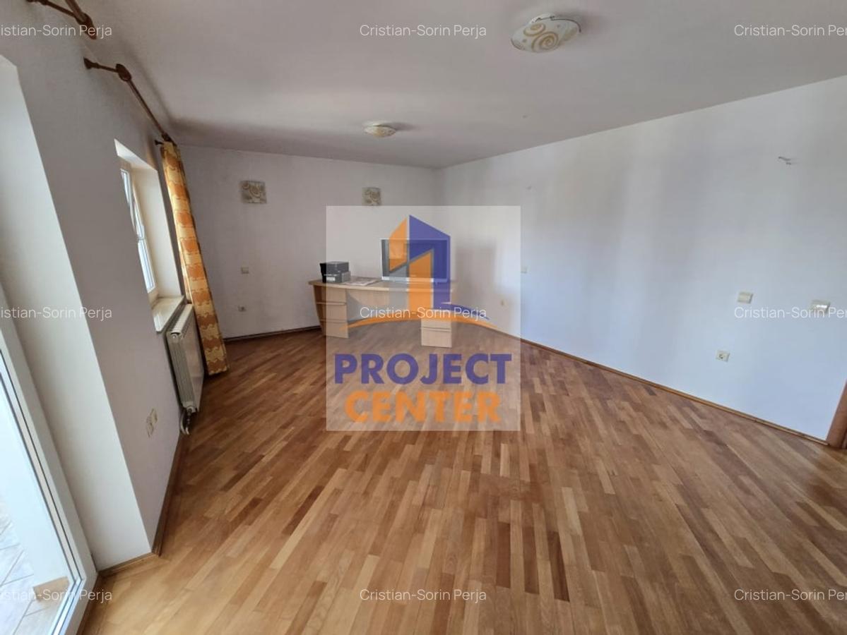 Apartament 3 camere Ultracentral, etaj 2, 2 balcoane - 2