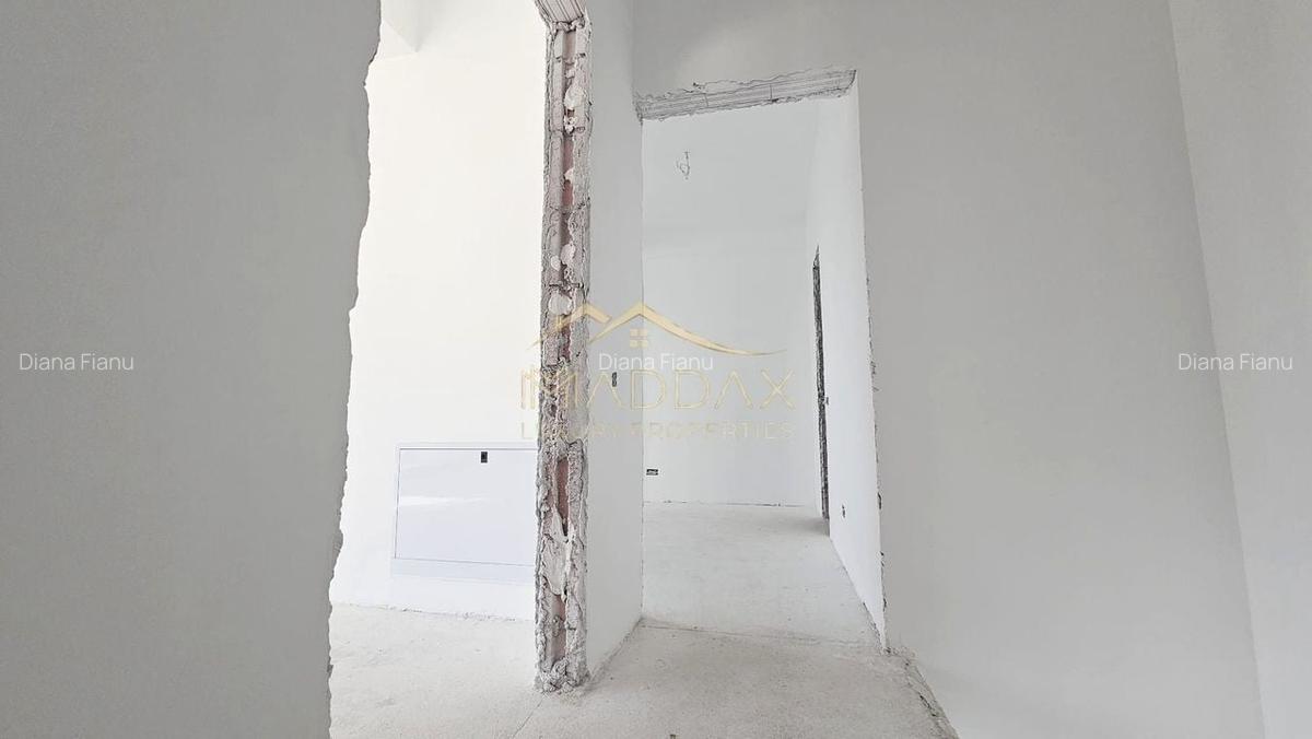 Apartament de vanzare 3 camere tip Duplex***Curte 110mp***Piata Domenii - 5