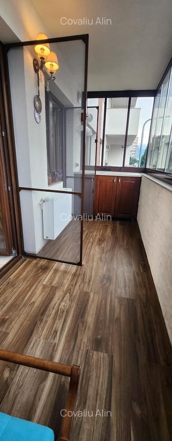 Apartament 2 camere, 2 grupuri sanitare, loc parcare, situat in Tractorul - 8