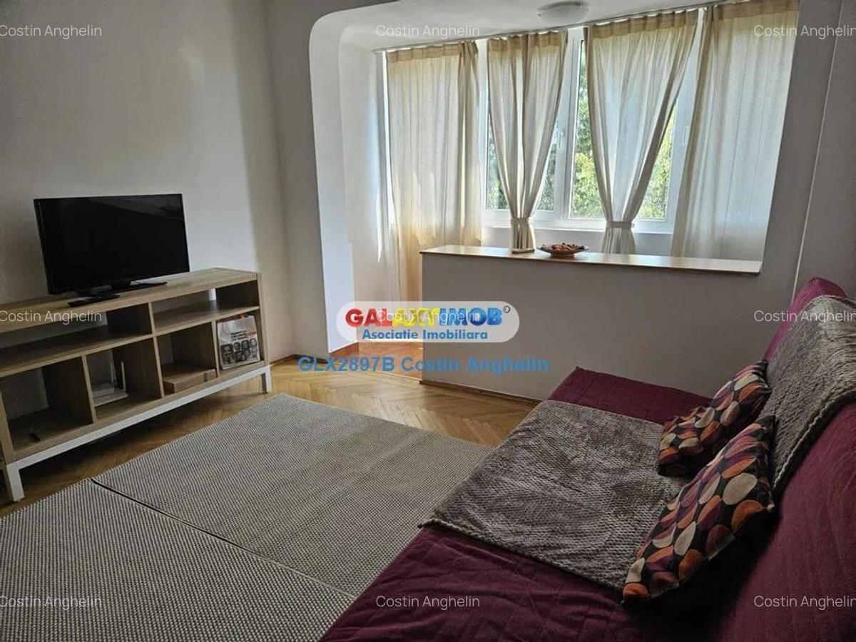 Apartament renovat 2 camere, cu loc de parcare - Unirii - 1