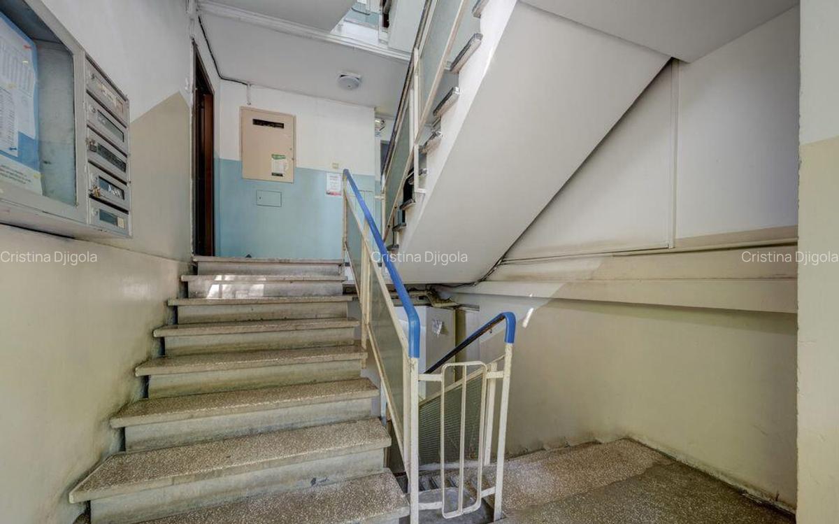 Apart.3 cam. decoman. Parter/4+renovat total+centrala ! D... - 4