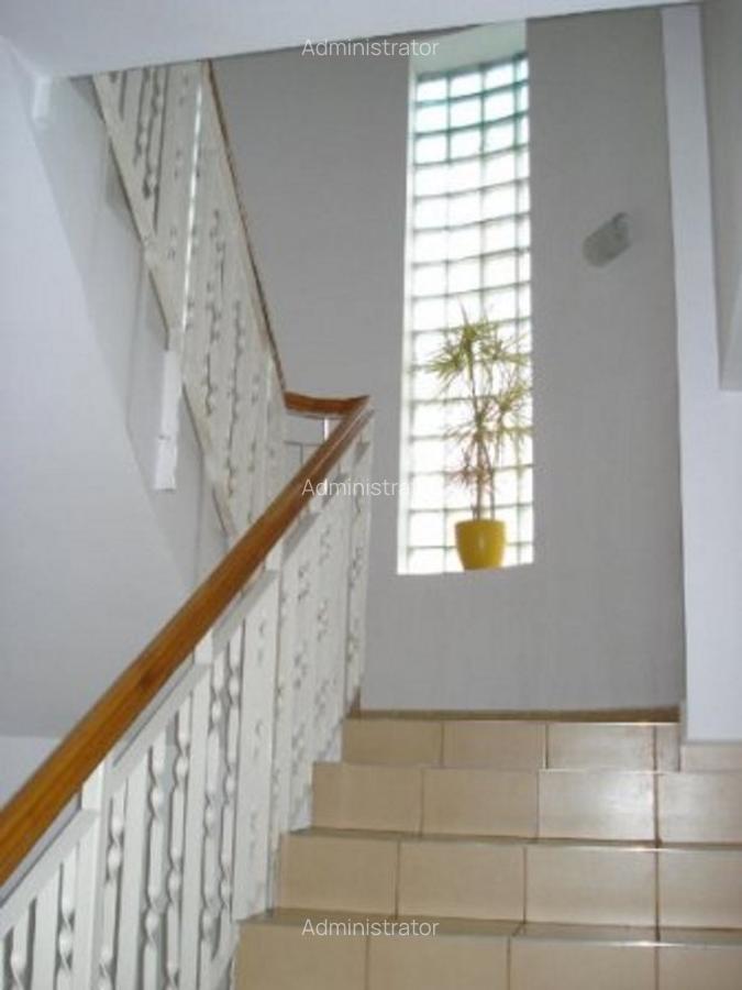 Casa Presei – Jiului, cladire birou & depozit/showroom, 580mp, parcare 15 locuri - 15