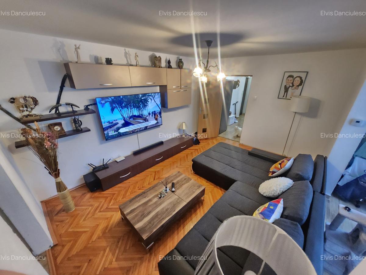 2 Cam-Circumvalatiunii-3 Min de Centru-Mobilat-Centrala--60MP-95000 Euro! - 4