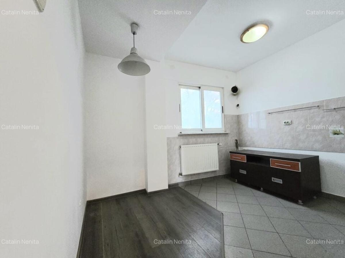 Apartament cu 6 camere nedecomandat în Moșilor - 8