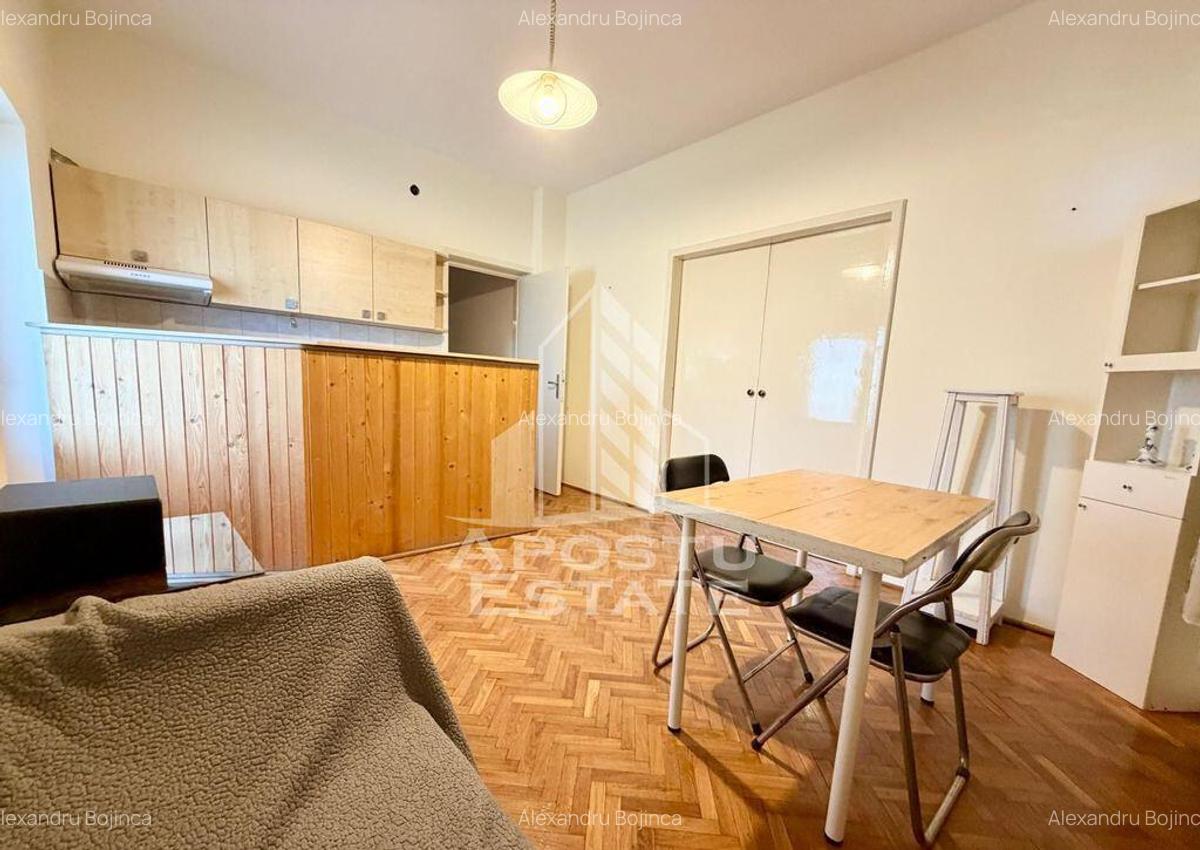 Apartament cu o camera, centrala ,2 locuri de parcare, Gi... - 4